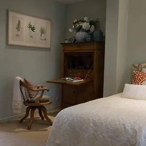 Bed & Breakfast Two In